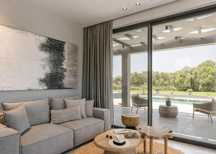 Aegiali Luxury Villa *