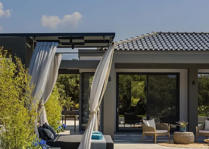Aegiali Luxury Villa