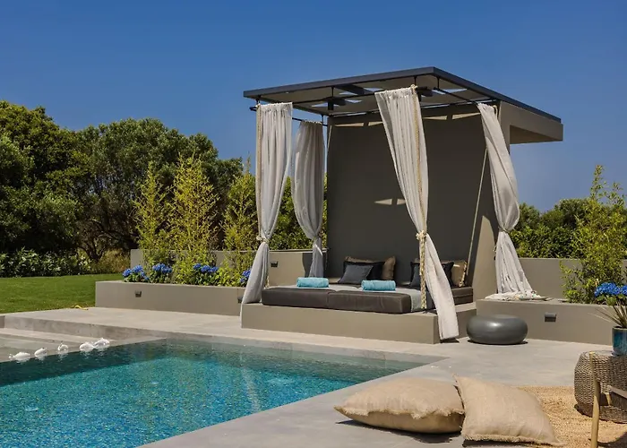Aegiali Luxury