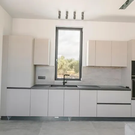 Aegiali Luxury Villa *