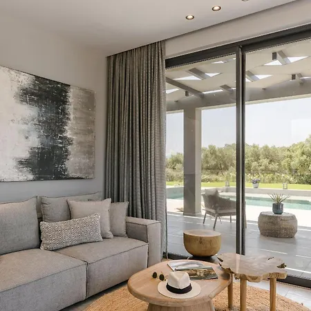 Aegiali Luxury Villa *