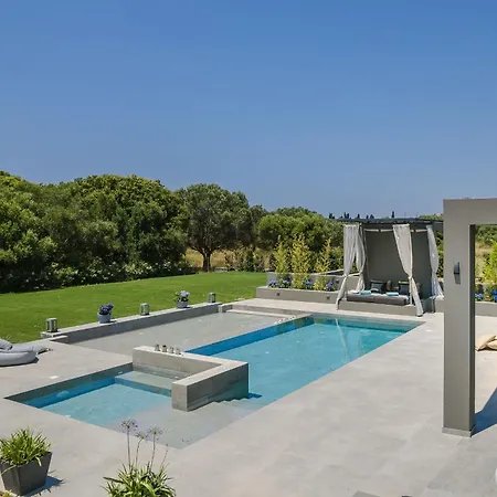 Aegiali Luxury * Kaligata