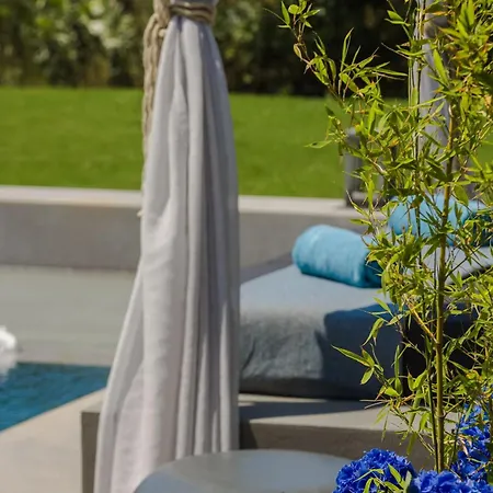 Aegiali Luxury Kaligata