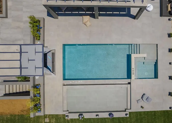 Aegiali Luxury Villa